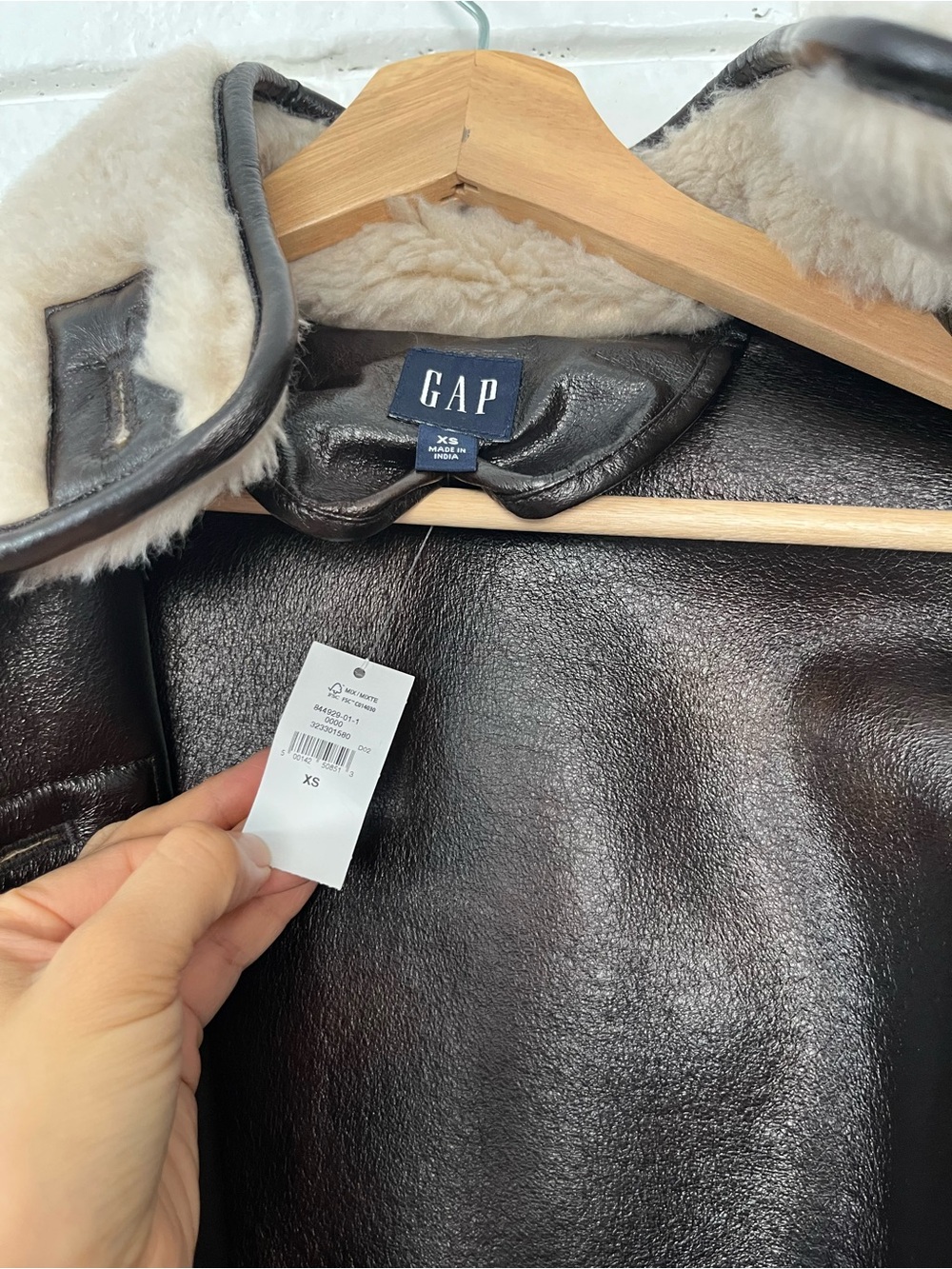 NWT Gap Cream Sherpa & Faux Brown Leather Oversized Jacket Coat Size XS Vegan - Picture 10 of 12
